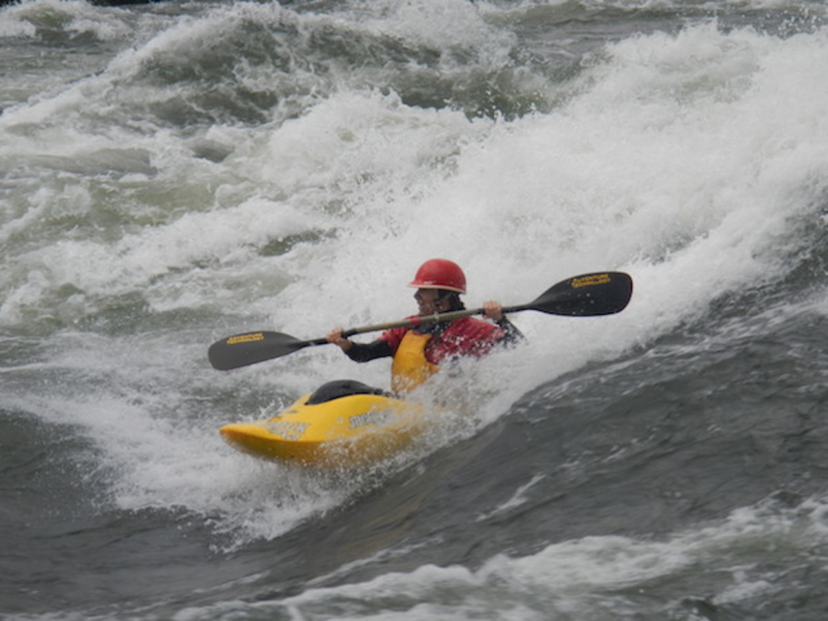 Jessie Stone on the Nile Special Wave.