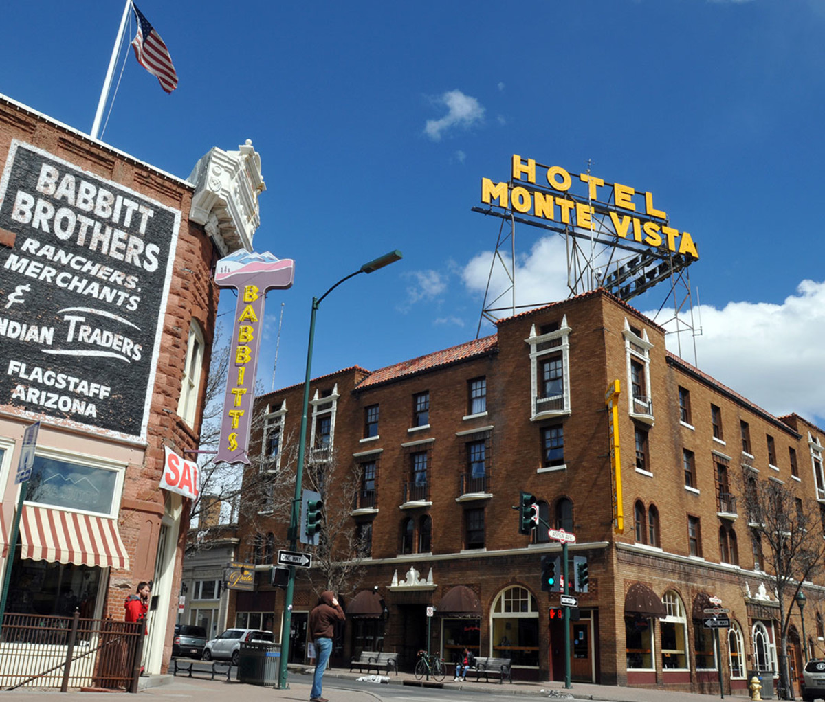 Flagstaff's Hotel Monte Vista