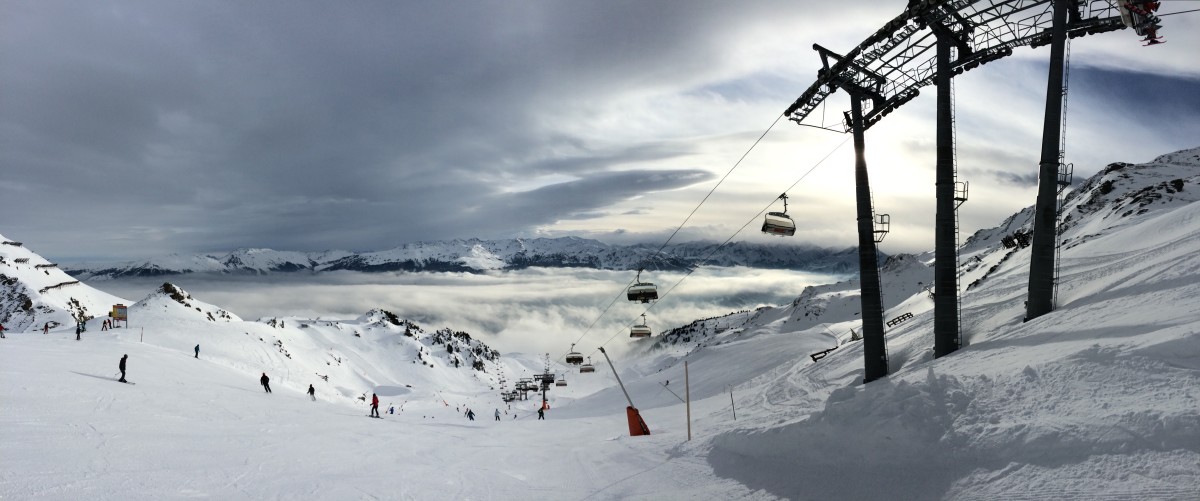 skiing