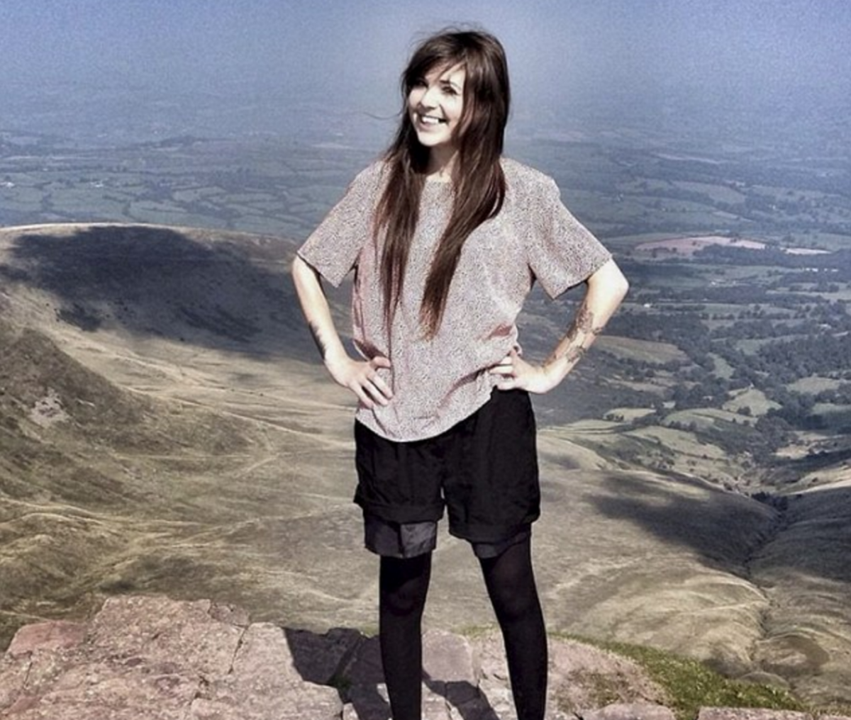 Sarah Albone climbs Ben Nevis in Britain