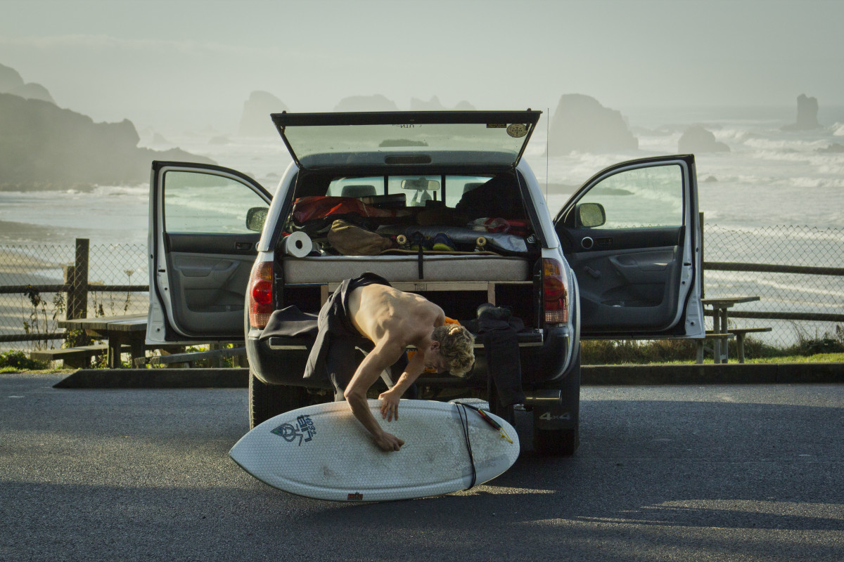 Whether it be chasing swell, or chasing festivals, having a dialed car sleeping setup will have you on the move this summer. PHOTO: Kade Krichko