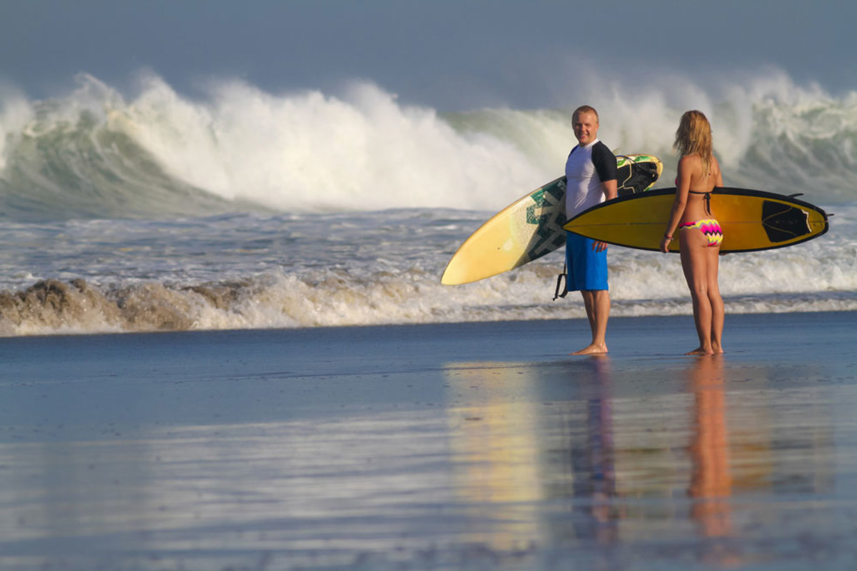 Dating site-ul pentru surferi. Un surfer care a prins valul în Portugalia