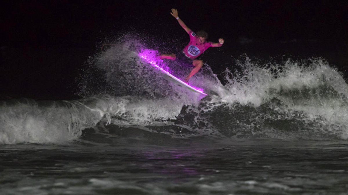 Leo Paul Etienne of France letting loose on one. Photo: Courtesy of Guillaume Arrieta/World Surf League