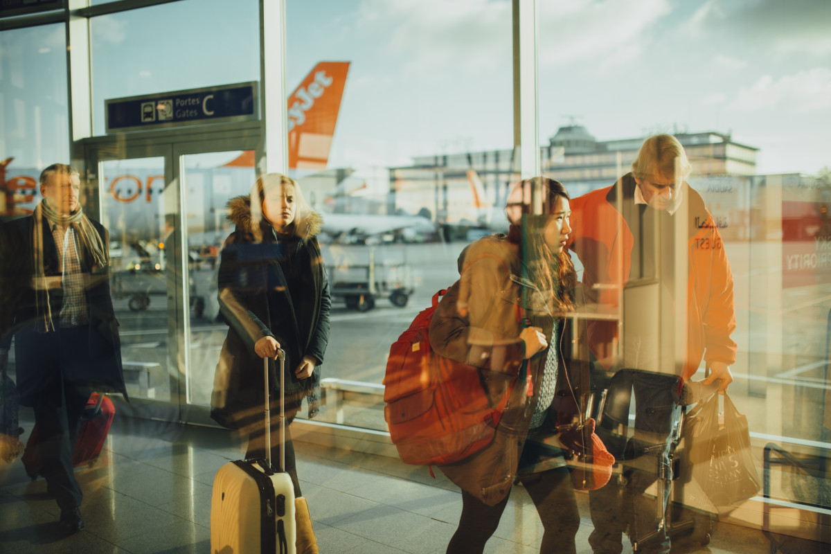 Because booking traveling can be exhausting. Photo: Courtesy of Luis Llerena/Unsplash