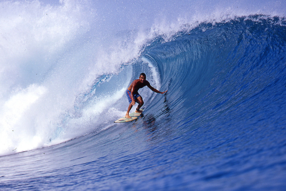 Gerry Lopez surfing Pipeline. Photo: Courtesy of GerryLopezSurfboards.com