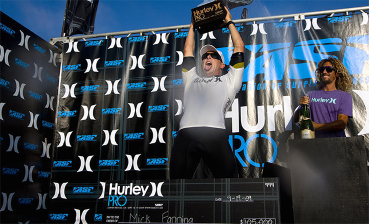 Mick Fanning taking one of two of the largest pro surfing prize purses up to that point in 2009. Photo: Courtesy of World Surf League