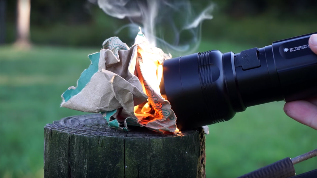 The Flash Torch Mini in action.