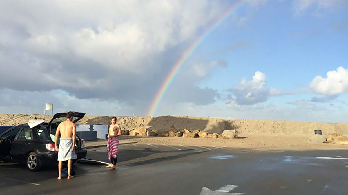 Rainbowsurfing