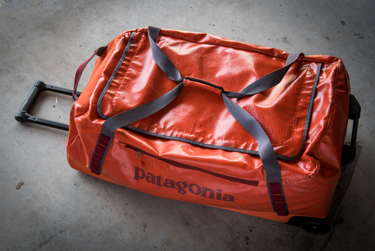 patagonia black hole roller