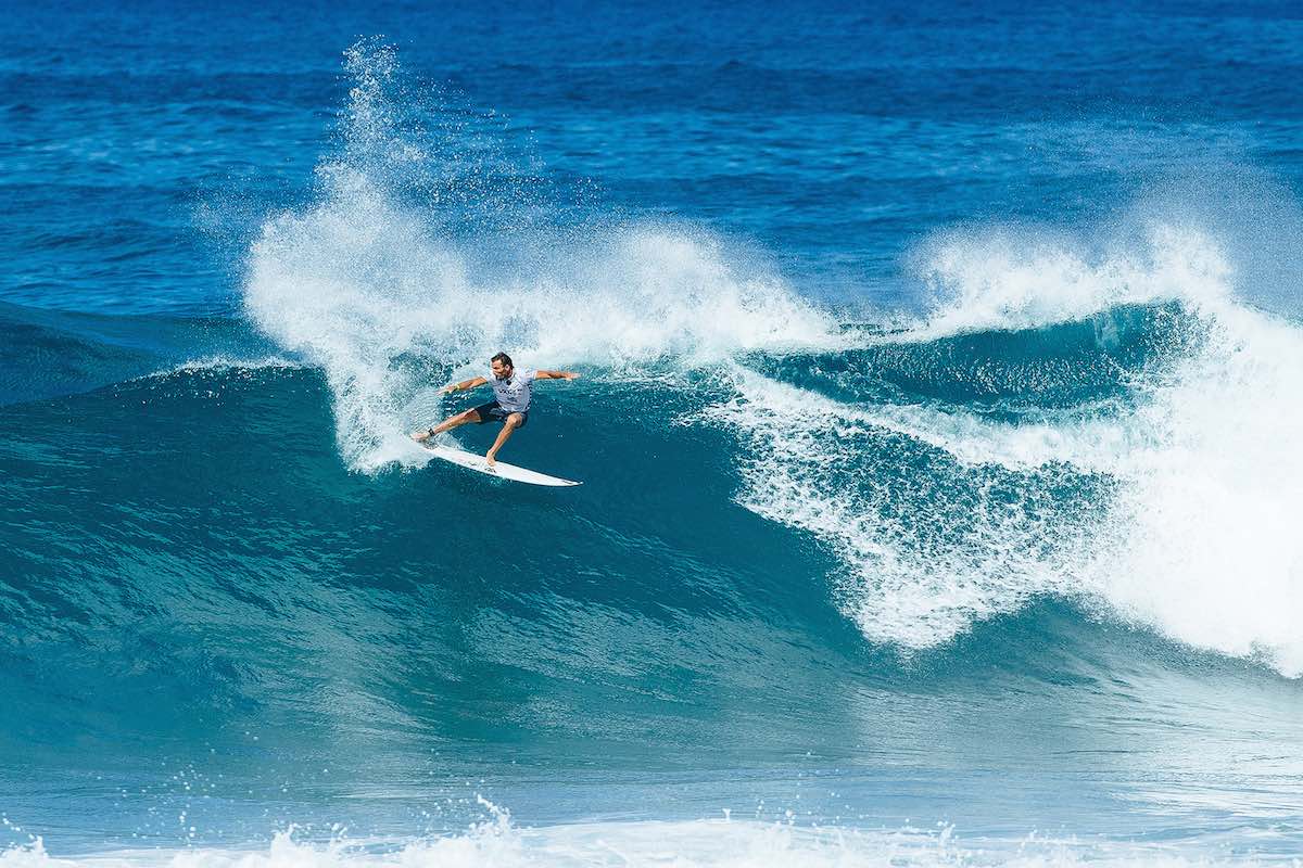 Morais at Sunset Beach on the way to the final. Photo by WSL