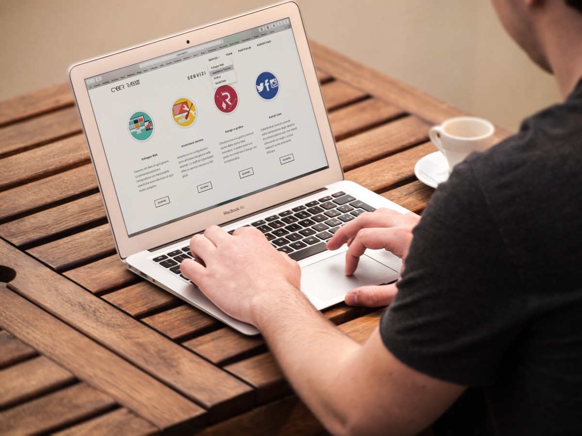 Web design always works better with a coffee, amiright? Photo: Pexels.com