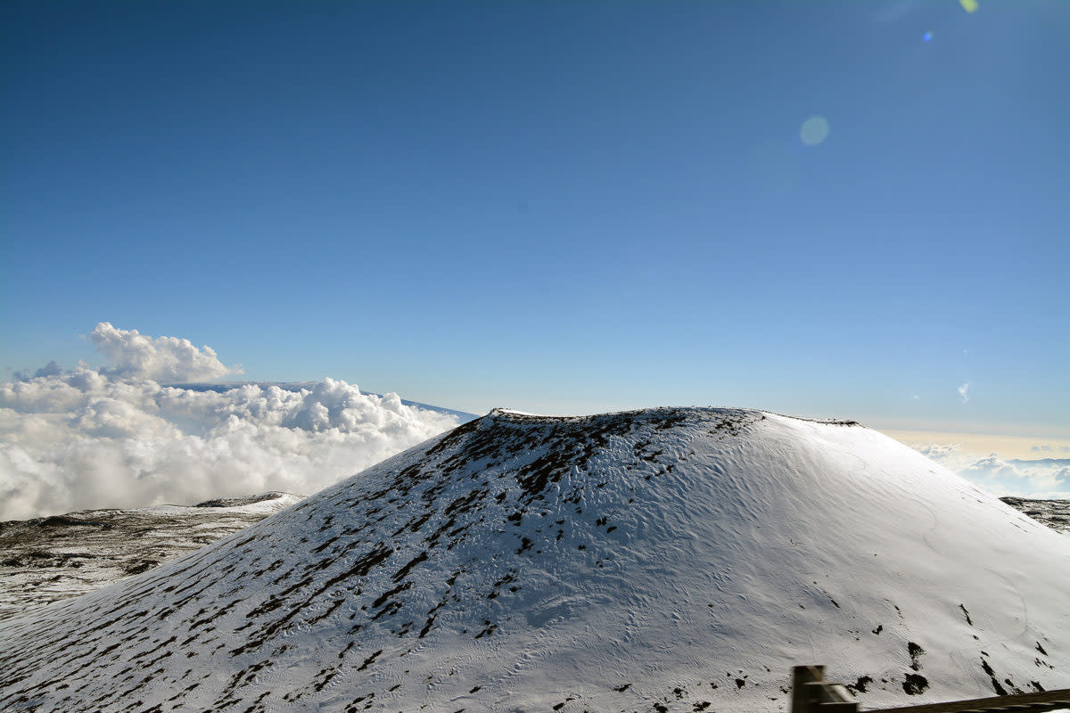 mauna kea mauna loa snow hawaii