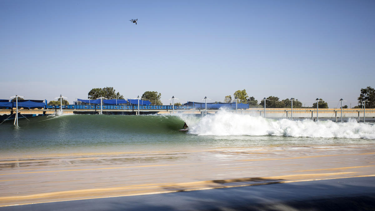 KellySlaterWavePool
