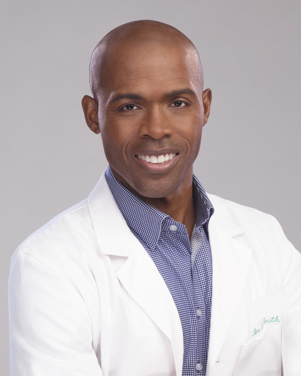 Dr. Ian Smith