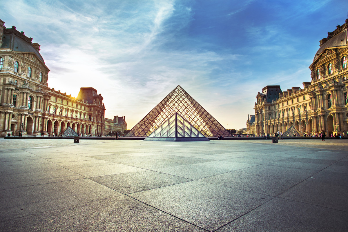 Paris travel guide