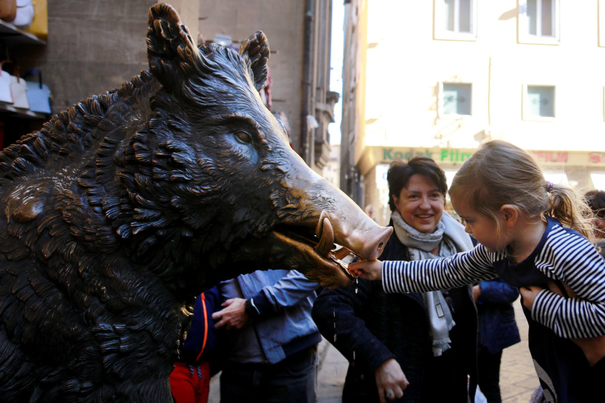 Florence Travel Guide: Il Porcellino