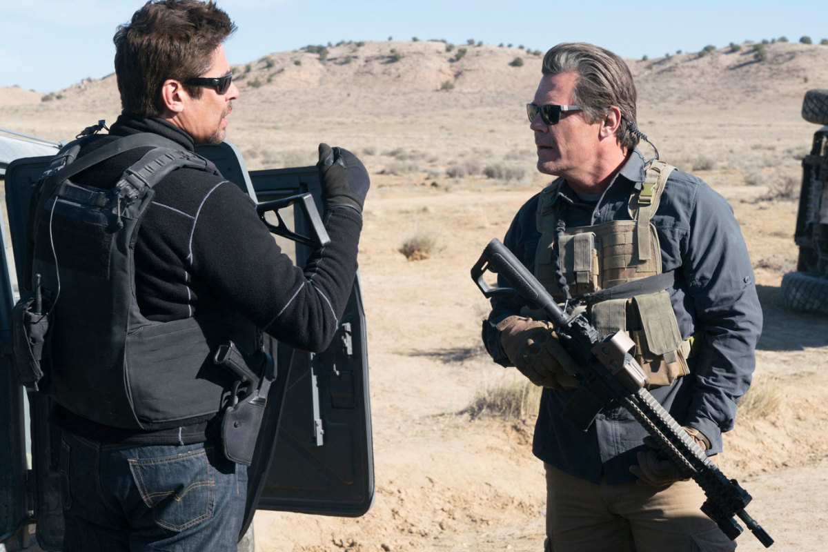 Caravan attack in 'Sicario'