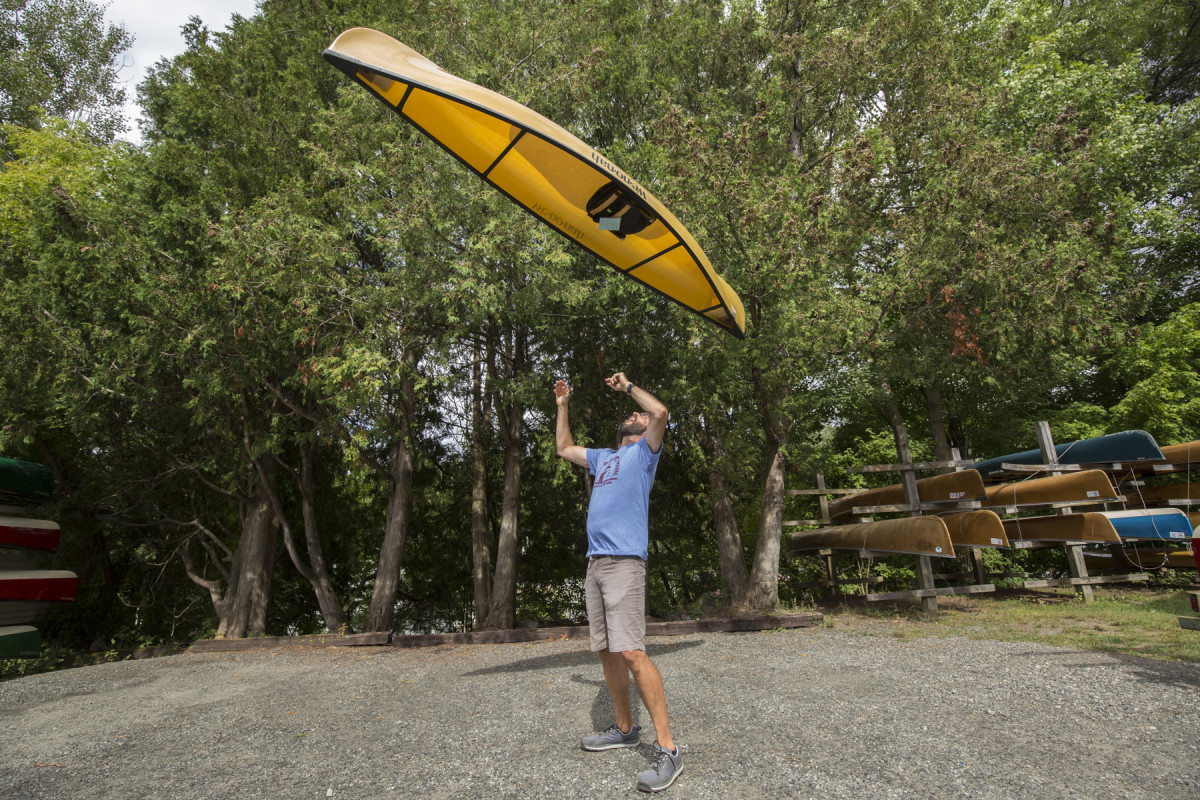 Buyer's Guide Lightweight, Adirondack Pack Canoes Canoe & Kayak