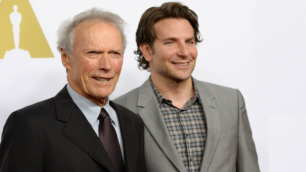 Director Clint Eastwood (L) and actor Bradley Cooper arrive for the Oscars Nominees' Luncheon hosted by the Academy of Motion Picture Arts and Sciences, February 2, 2015 at the Beverly Hilton Hotel in Beverly Hills, California. The 87th Oscars will take place in Hollywood, California February 22, 2015. AFP PHOTO / ROBYN BECK / AFP PHOTO (Photo credit should read DENIS CHARLET,ROBYN BECK,JIM WATSON,JENS KALAENE/AFP/Getty Images)