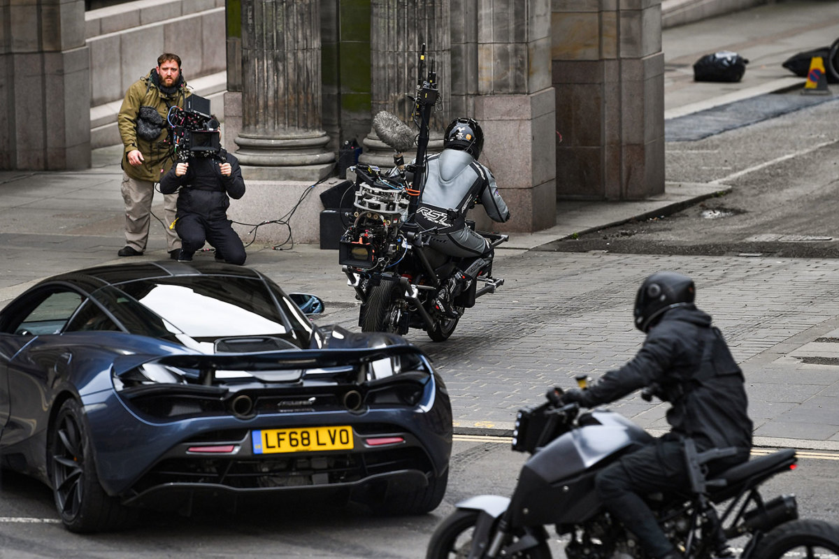 Idris Elba on set in George Square as filming of Fast and the Furious spinoff continues on October 26, 2018 in Glasgow, Scotland. The Universal Pictures film stars Jason Statham, Dwayne Johnson and Idris Elba and has a crew of 200 working on it in the city until the 29th of October. (Photo by Jeff J Mitchell/Getty Images)