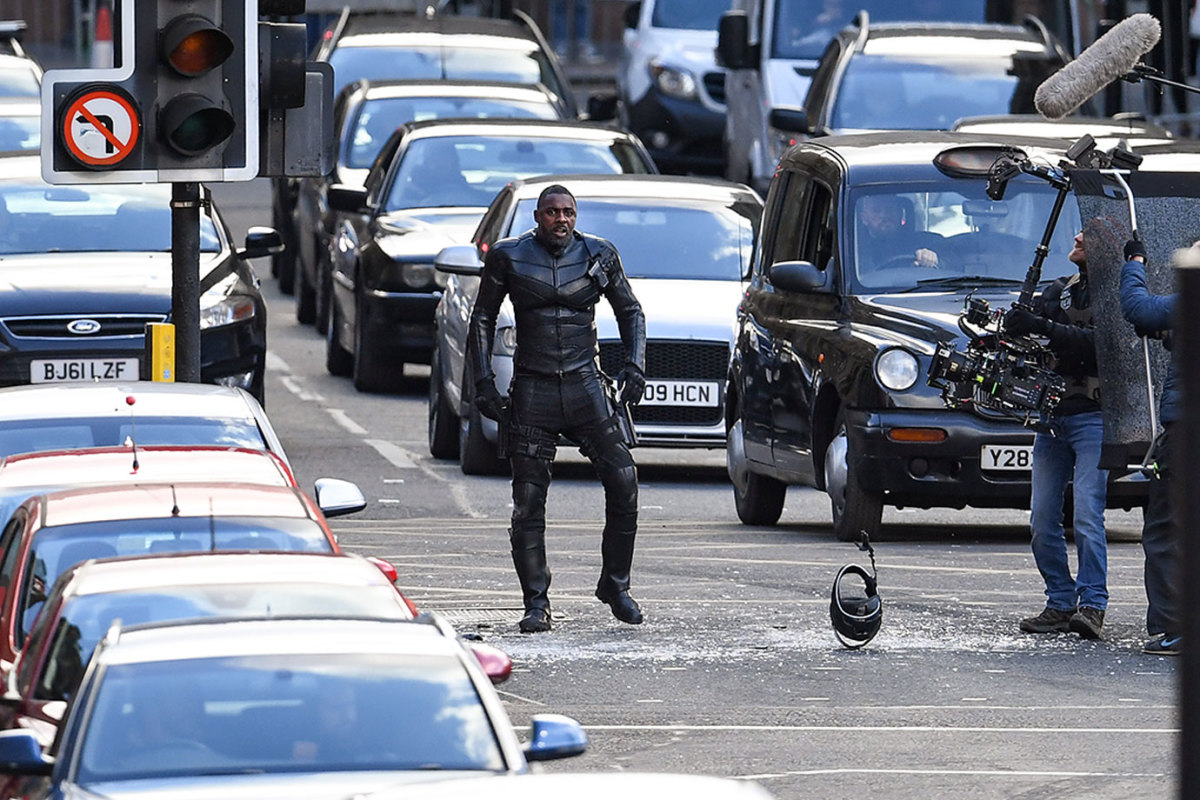 Idris Elba on set in George Square as filming of Fast and the Furious spinoff continues on October 26, 2018 in Glasgow, Scotland. The Universal Pictures film stars Jason Statham, Dwayne Johnson and Idris Elba and has a crew of 200 working on it in the city until the 29th of October. (Photo by Jeff J Mitchell/Getty Images)