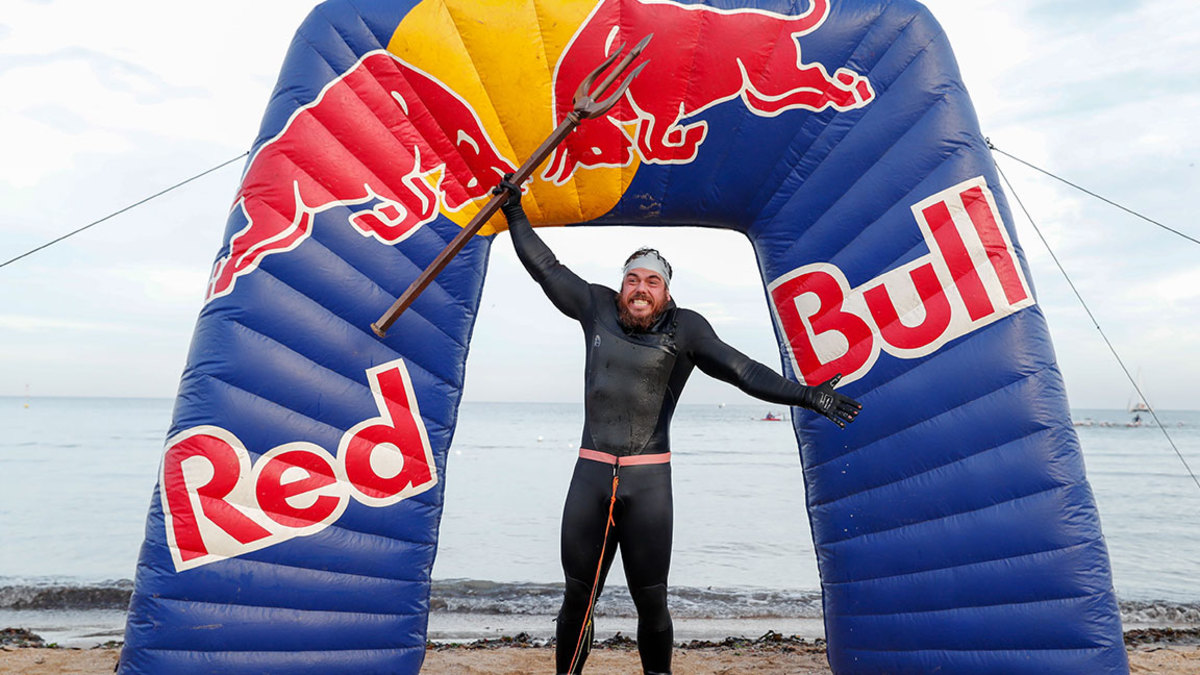 Ross Edgley of England celebrates finishing his 'Great British Swim', an historic 2,000 mile swim around Great Britain on November 4, 2018 in Margate, England. (Photo by Luke Walker/Getty Images for Red Bull)