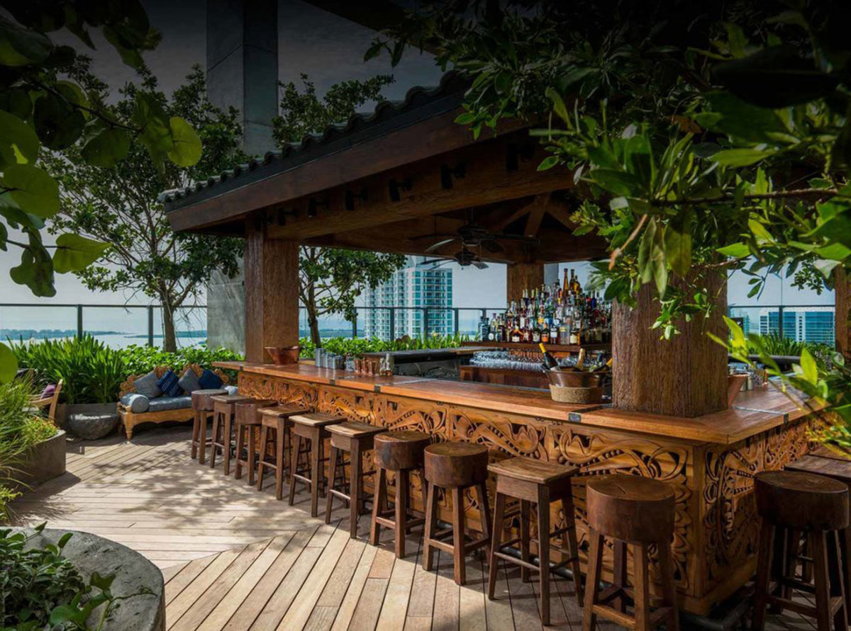 Sugar rooftop bar in Miami