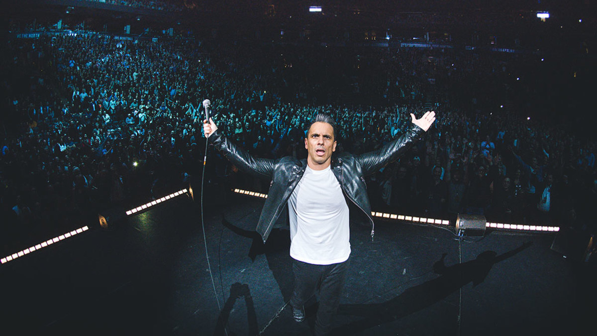 Comedian Sebastian Maniscalco