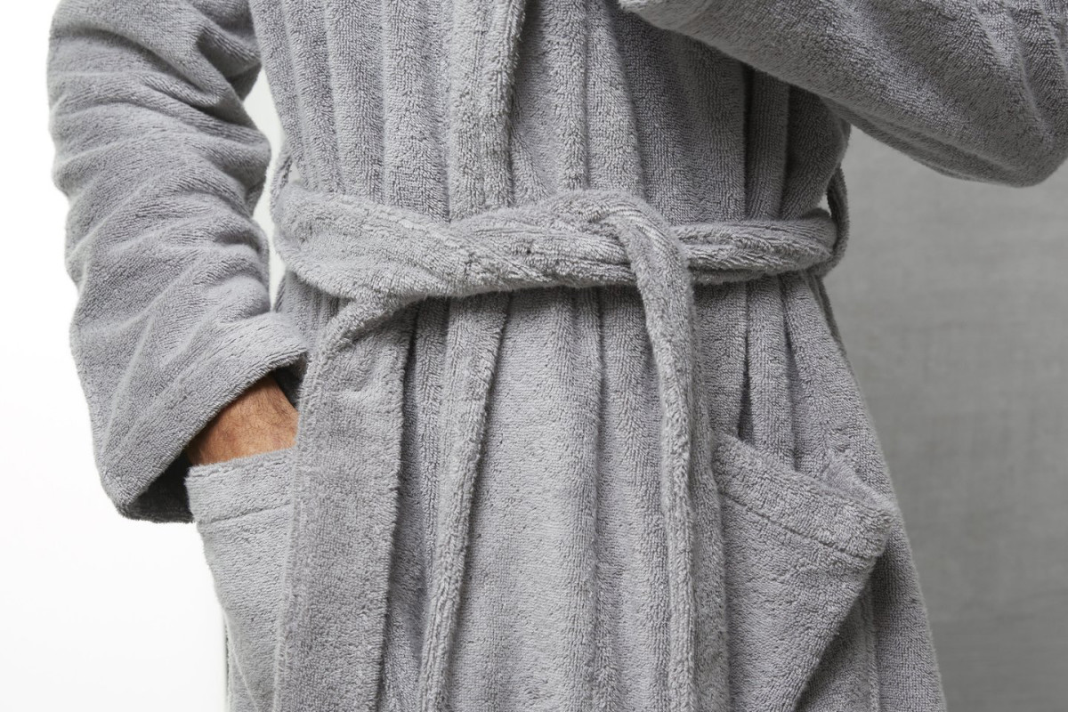 Parachute's Classic Robe: The Perfect Valentine's Day Gift - Men's Journal