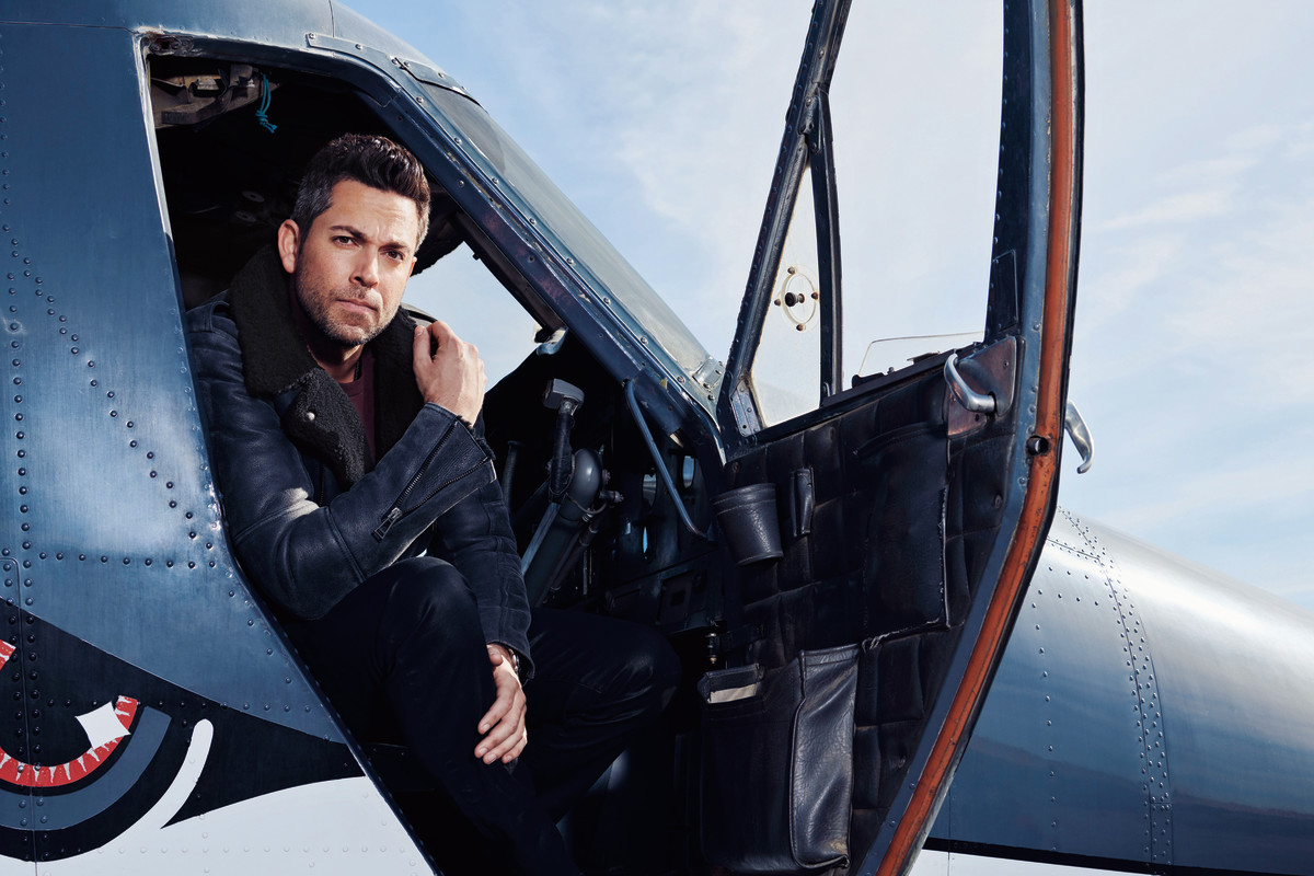 zachary levi