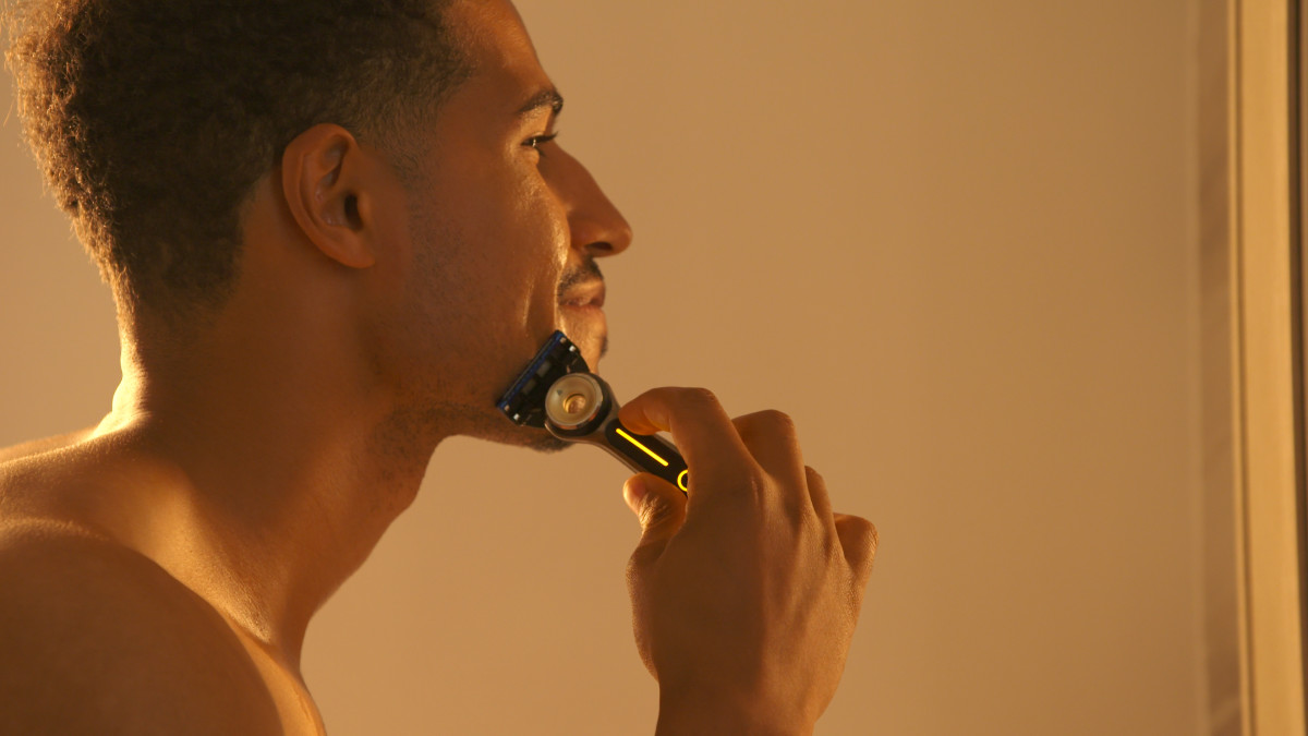 gillette heated razor