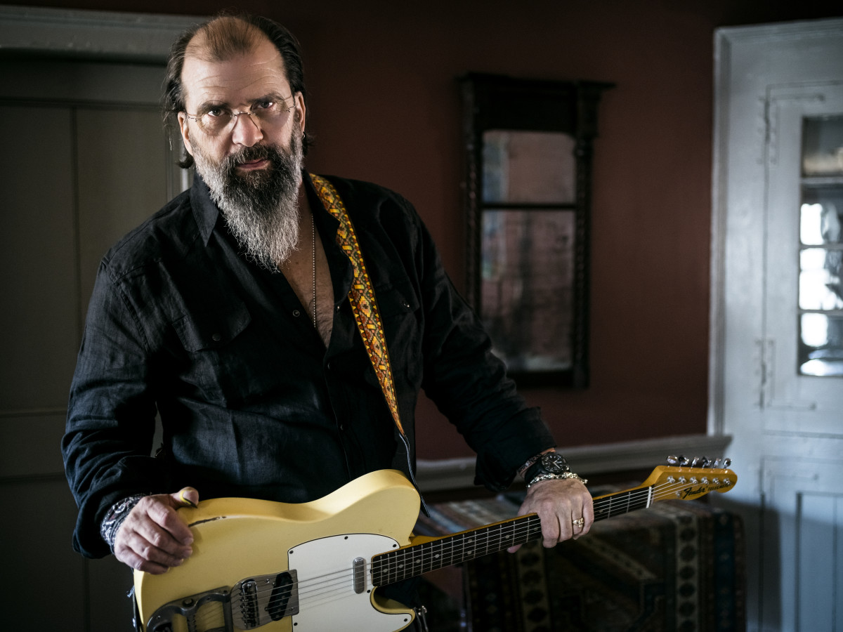 Steve Earle