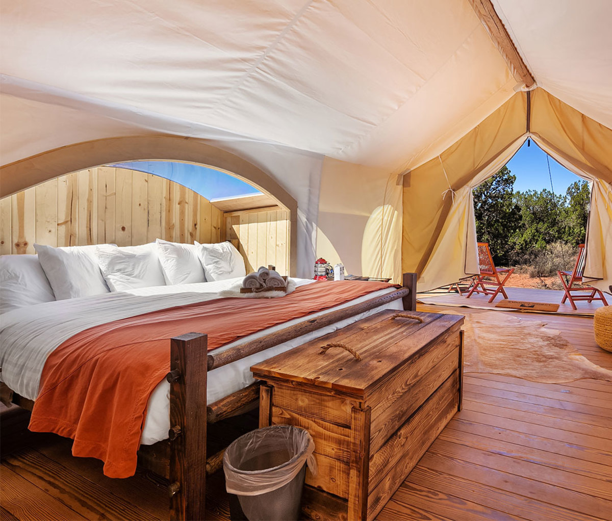 Under Canvas Glamping Announces PayWhatYouCan Campaign