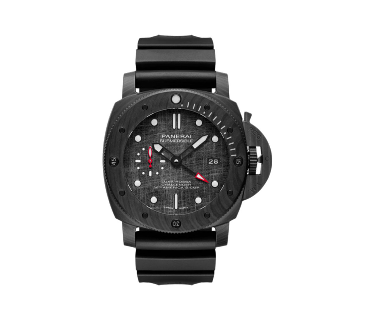 Panerai Submersible Luna Rossa