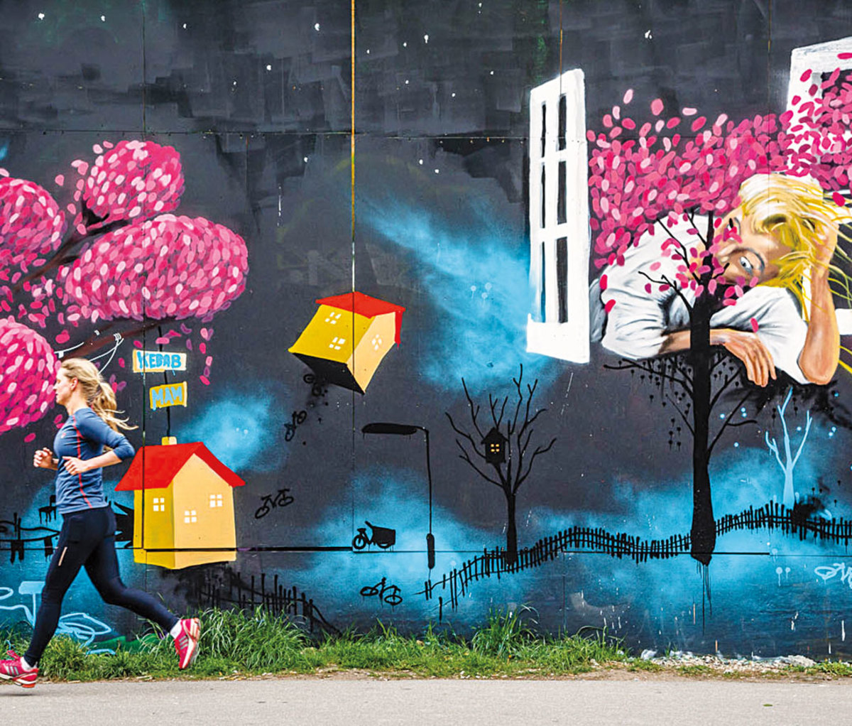 Mural/Running