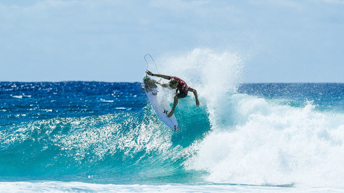 Surfer Kolohe Andino