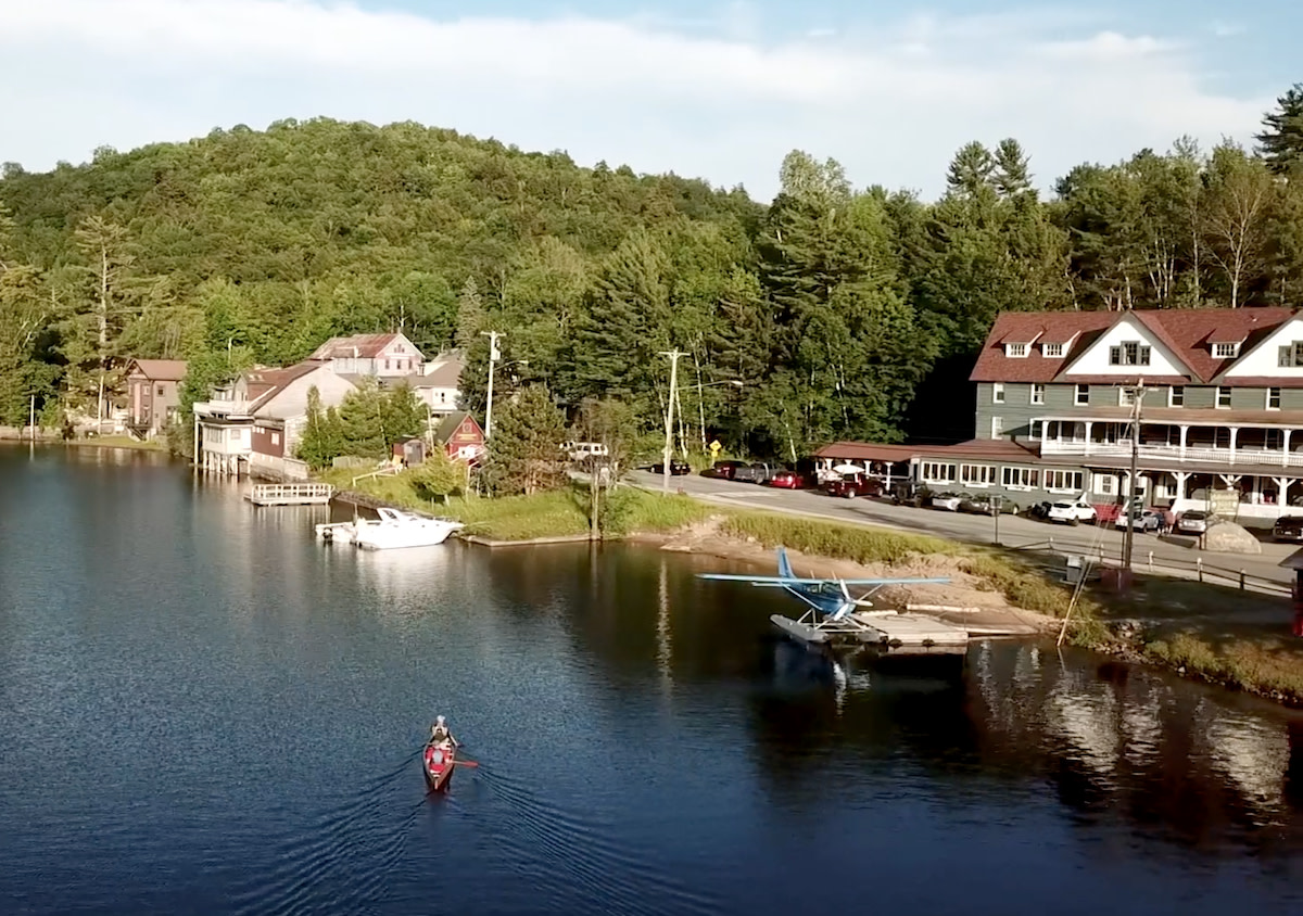 Adirondack Hotel