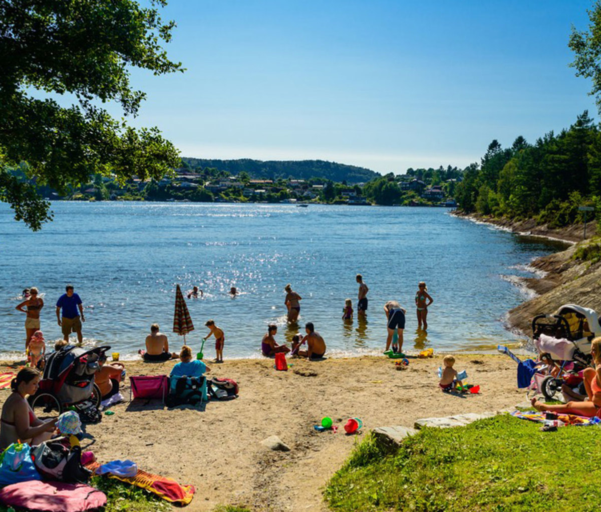 Kyrkjetangen beach in Bergen