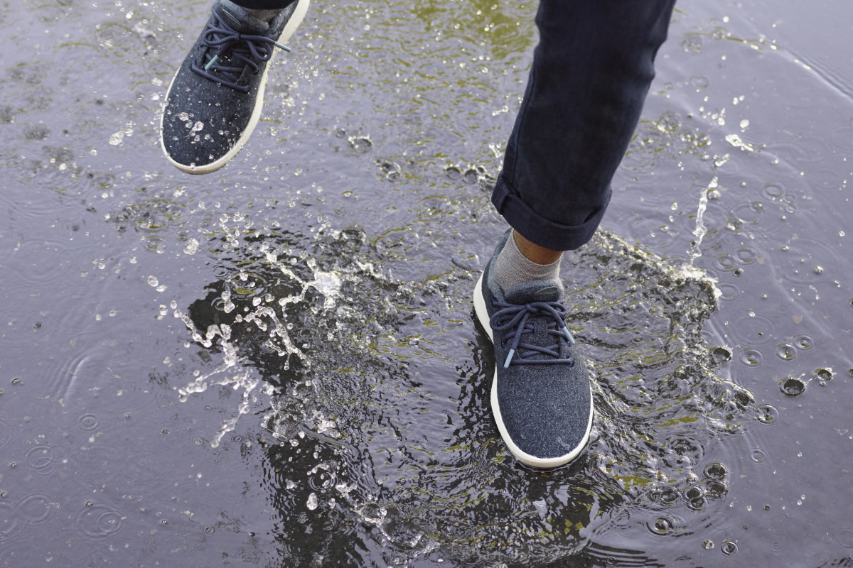 tennis shoes for high instep