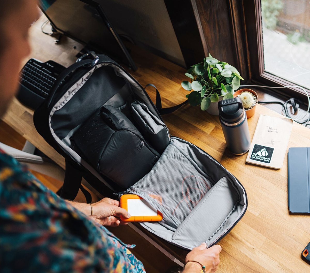 yeti crossroads bag