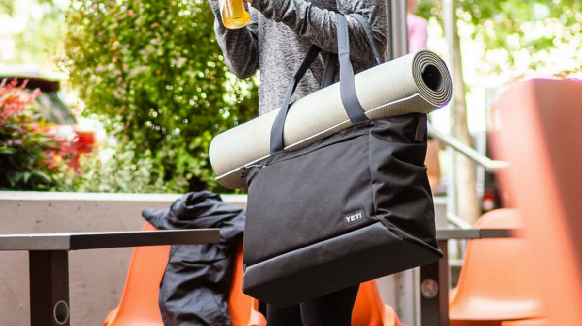 yeti crossroads bag