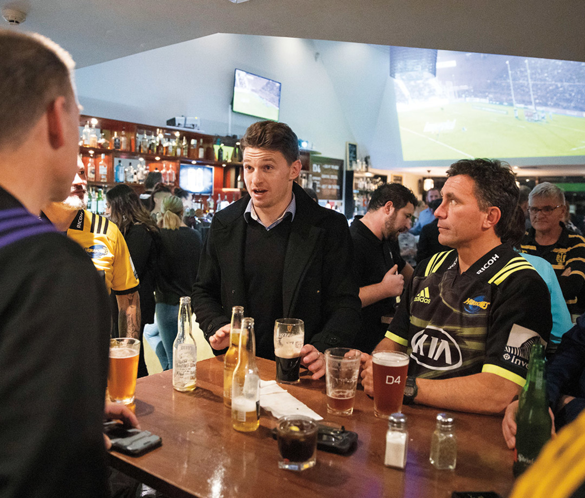 Drinking with fans at a pub in Wellington.