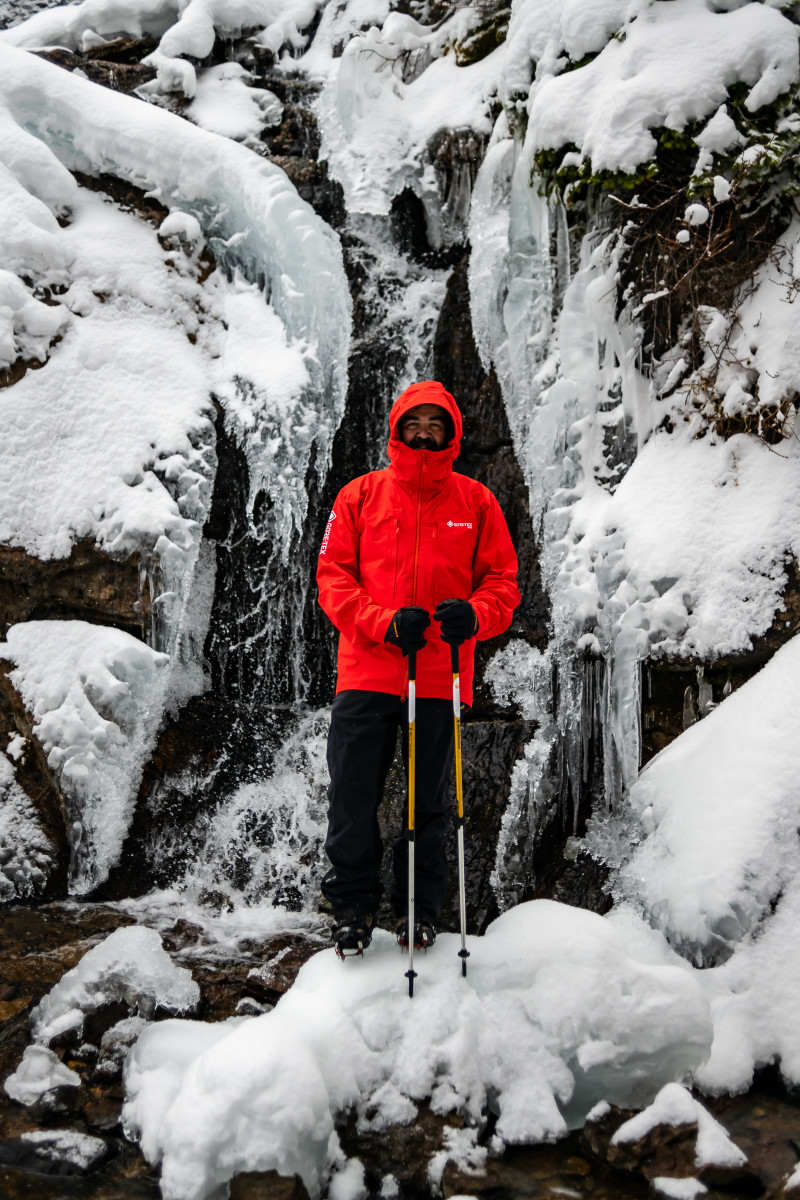Stay dry in GORE-TEX PRO.