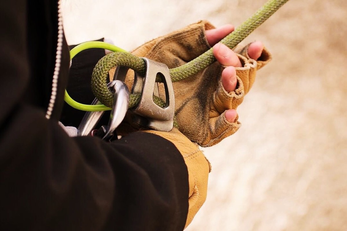 Belaying with ATC