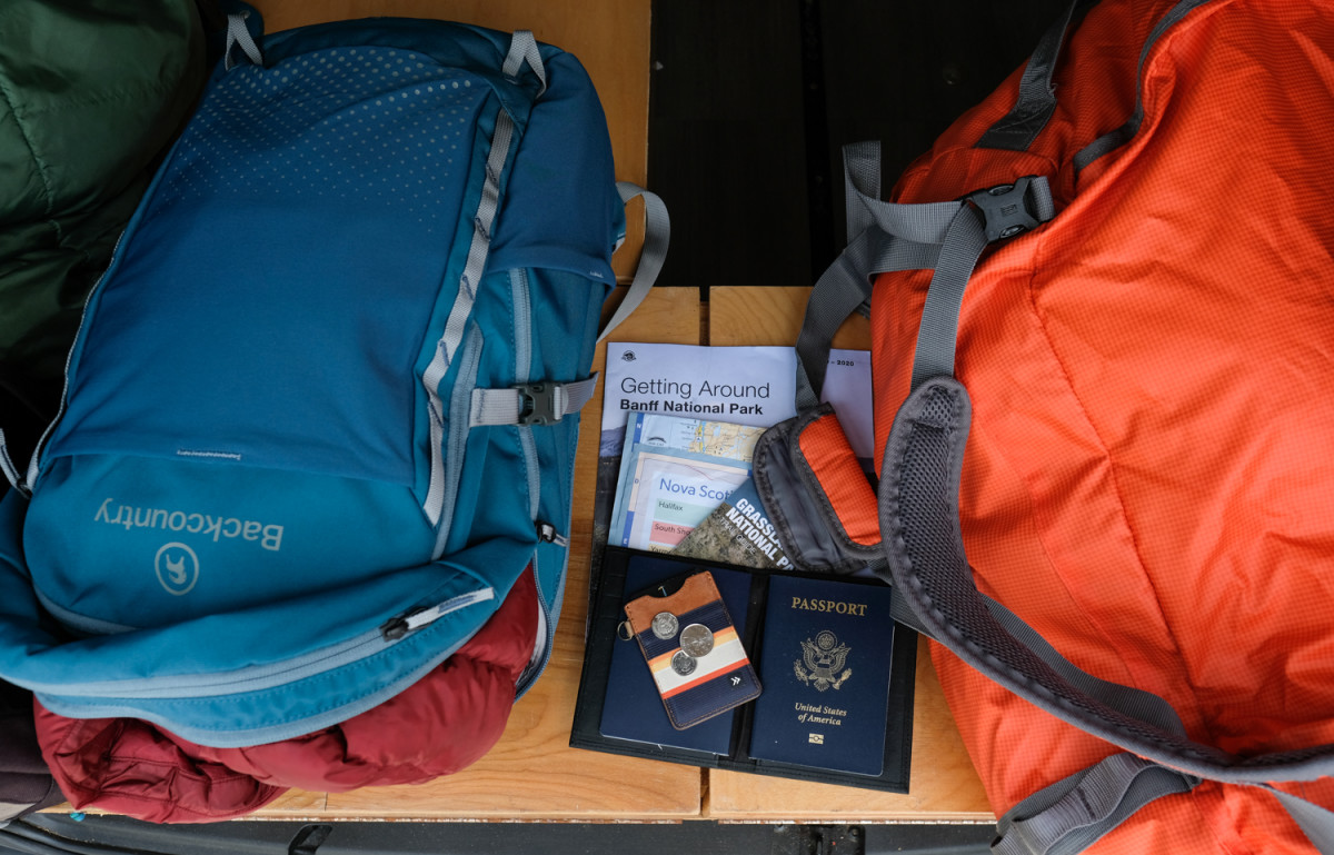 saving money on travel
