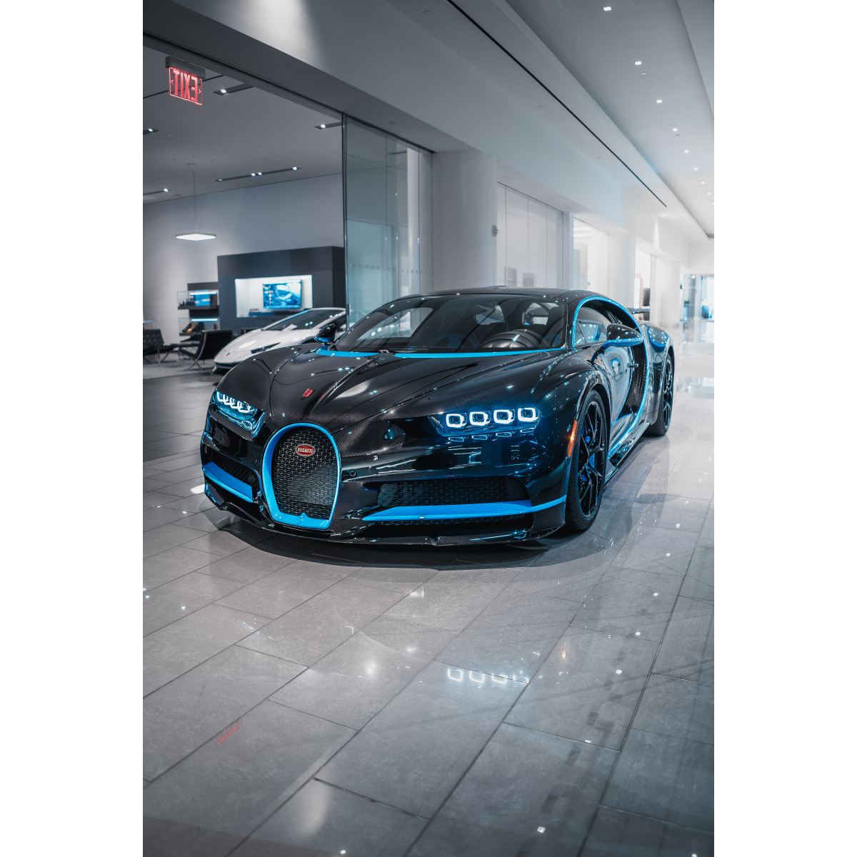 Bugatti-Chiron-Manhattan-Motorcars