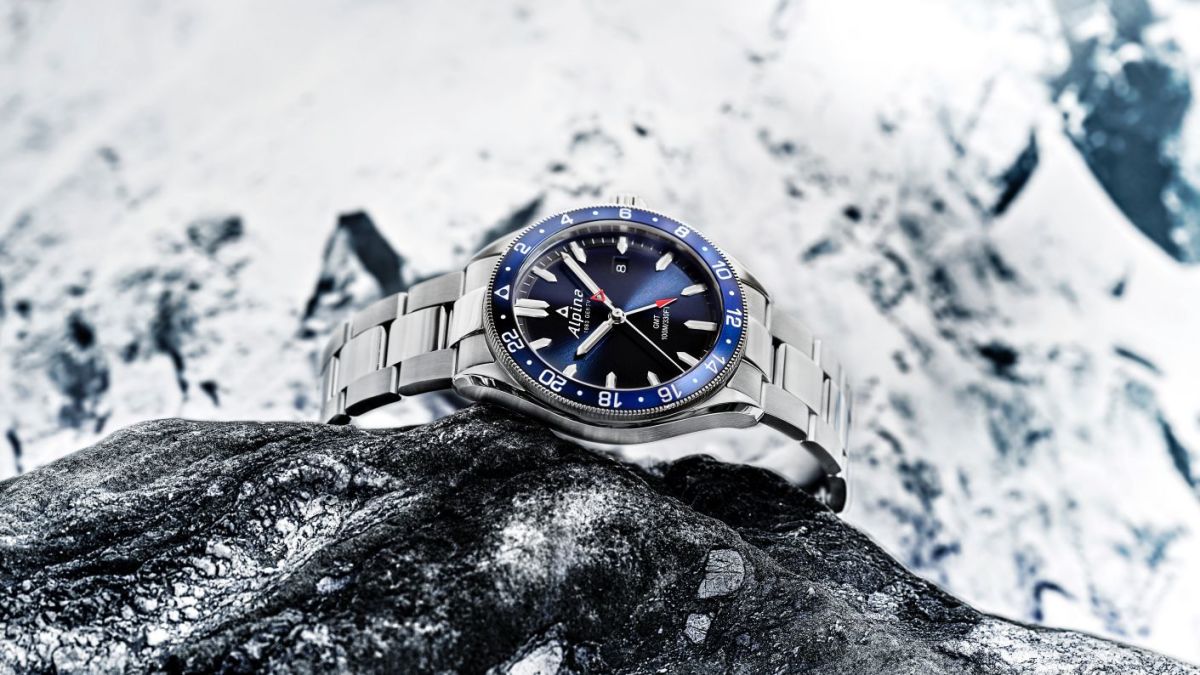 alpiner quartz gmt