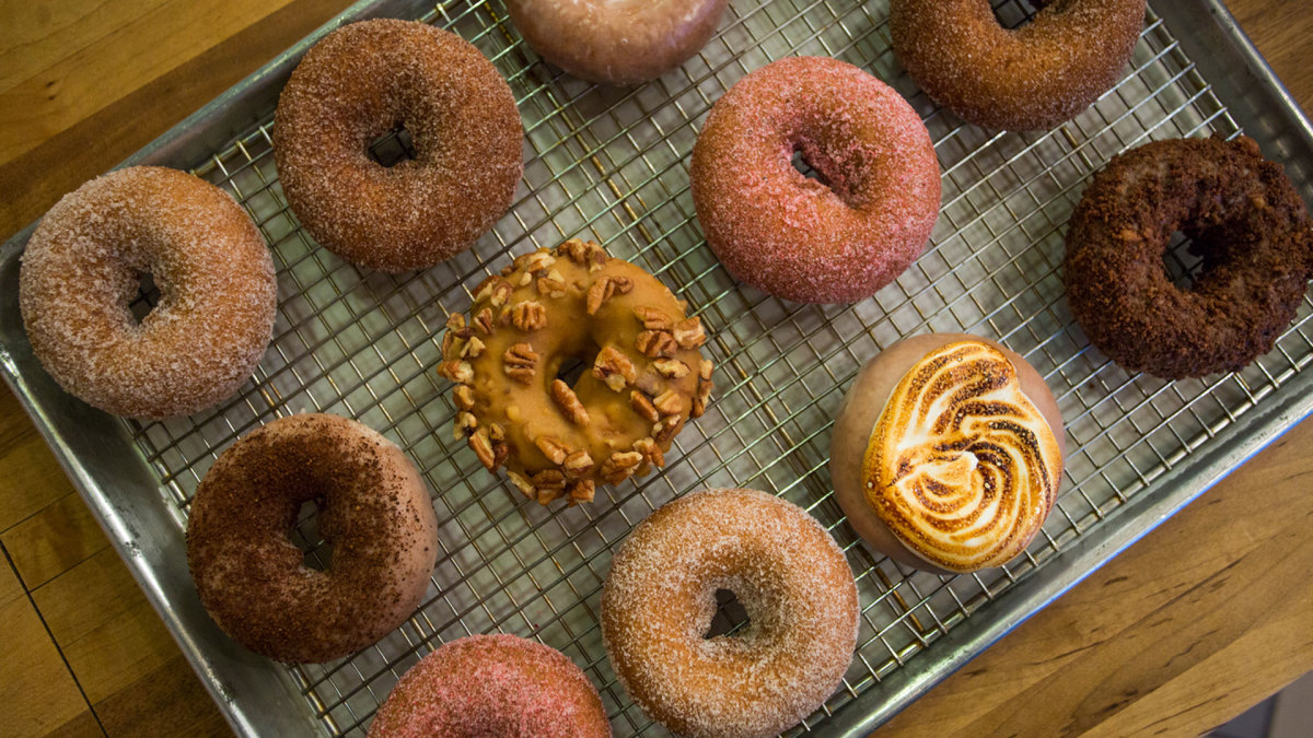 Federal-Donuts