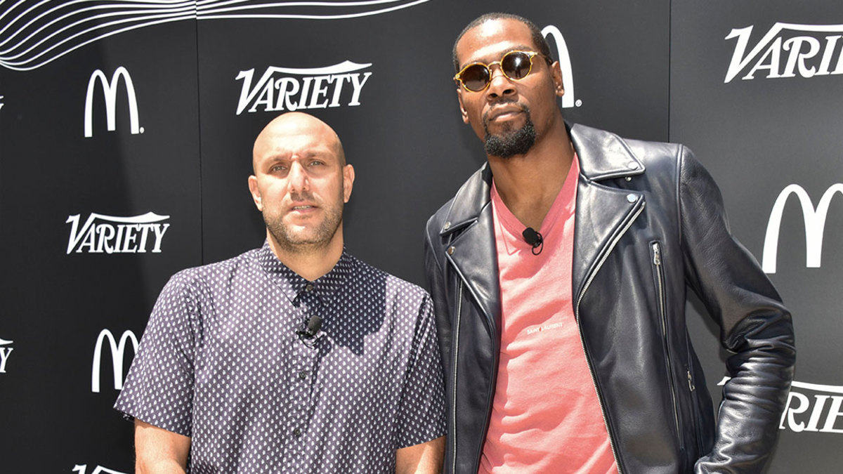 Variety Sports & Entertainment Breakfast, Los Angeles, USA - 19 Jul 2018 Rich Kleiman and Kevin Durant 19 Jul 2018 Image ID: 9765235y Featured in: Variety Sports & Entertainment Breakfast, Los Angeles, USA - 19 Jul 2018 Photo Credit: Variety/Shutterstock