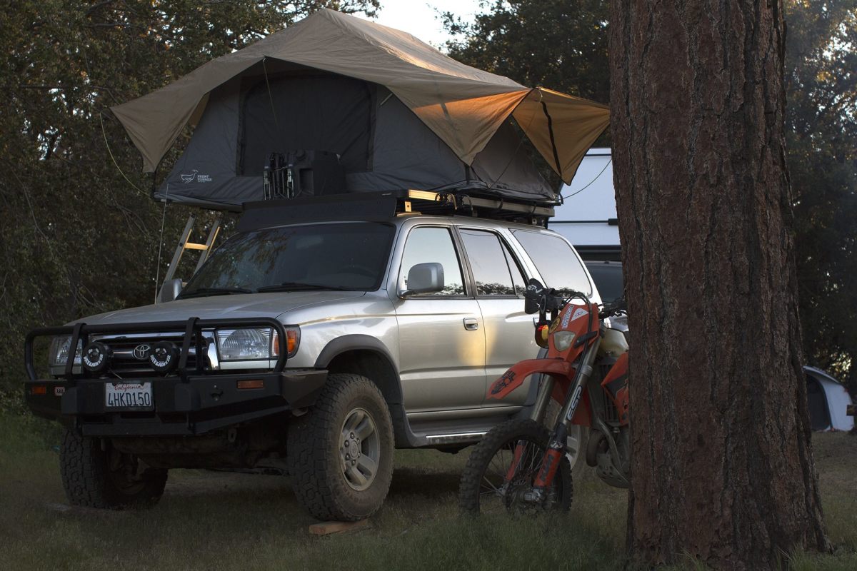 overlanding off-road roof-top tent